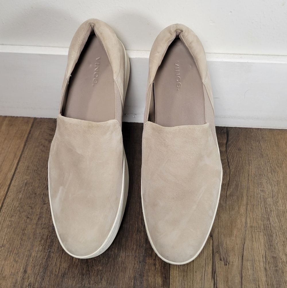 Vince Warren suede slip-on platform sneaker in a light taupe or beige color - Picture 3 of 7